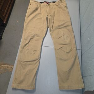 Wrangler Men's Khaki Chinos